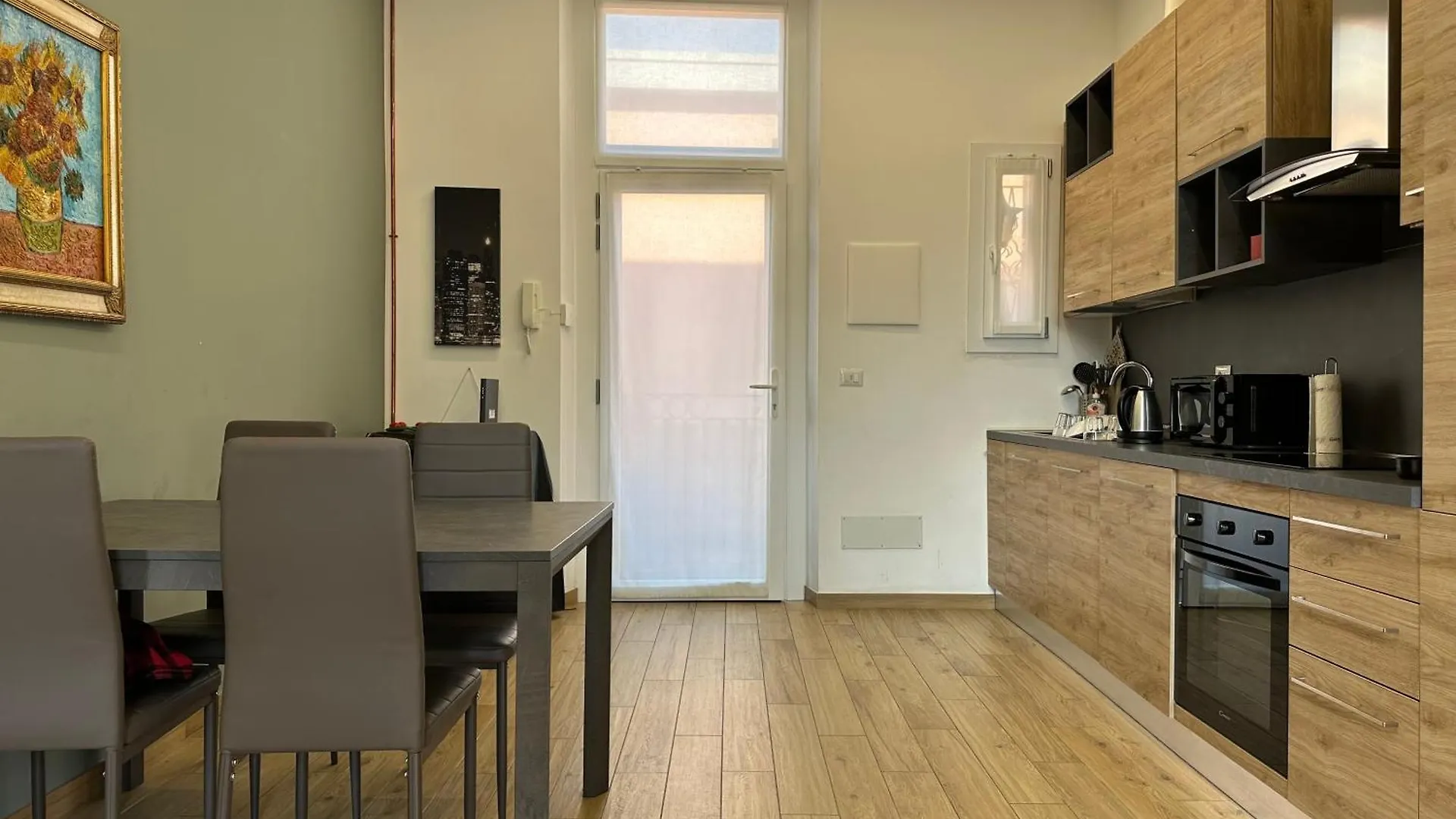 Apartamento Luxury House Belgrande Milán